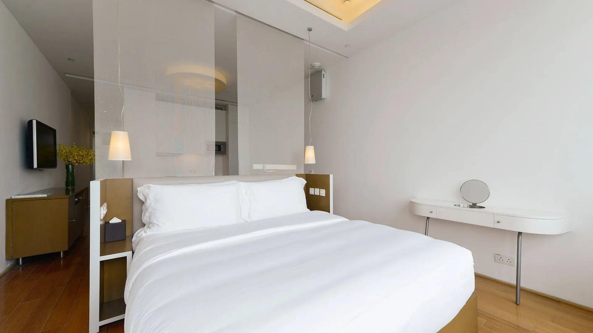 The Connaught Hotel Hong Kong