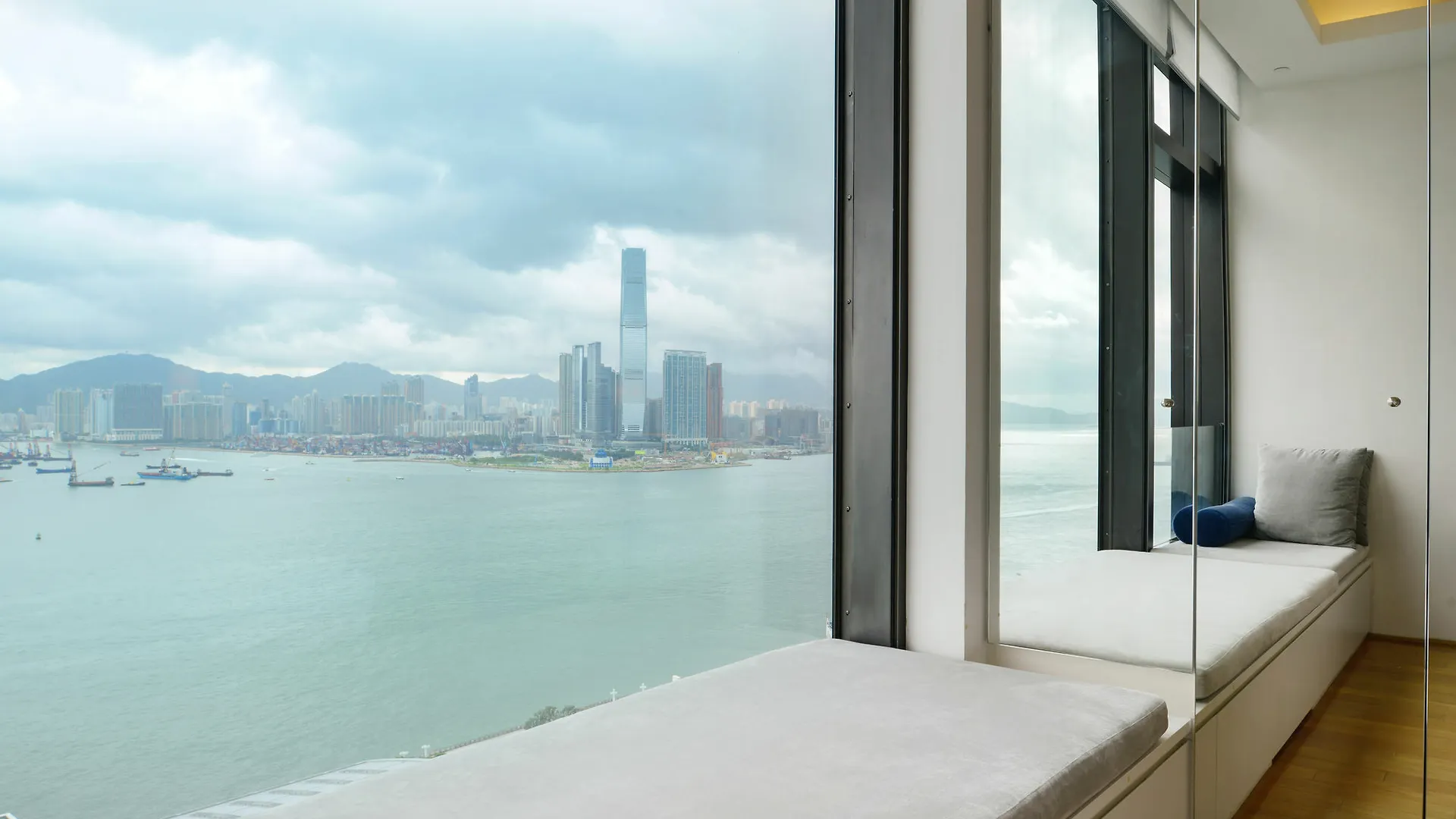 The Connaught Hotel Hong Kong